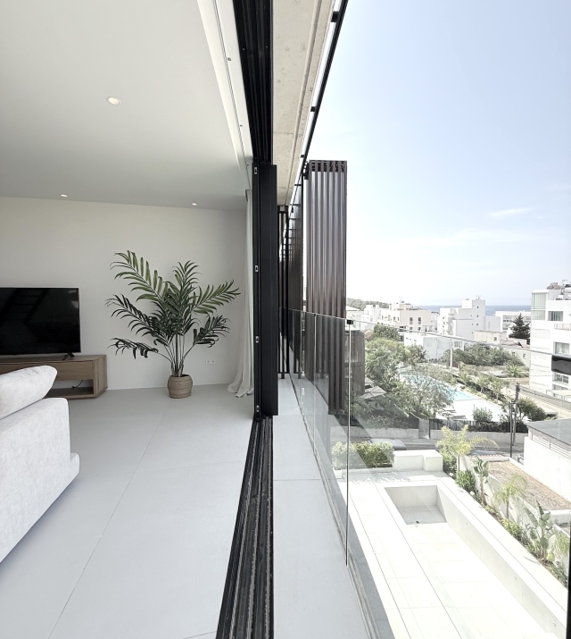 Resa Estates Ibiza longterm rent Talamanca penthouse details 6.jpeg